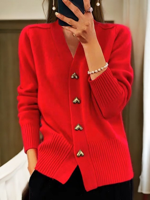 Liliane – elegante cardigan met hartjesknopen
