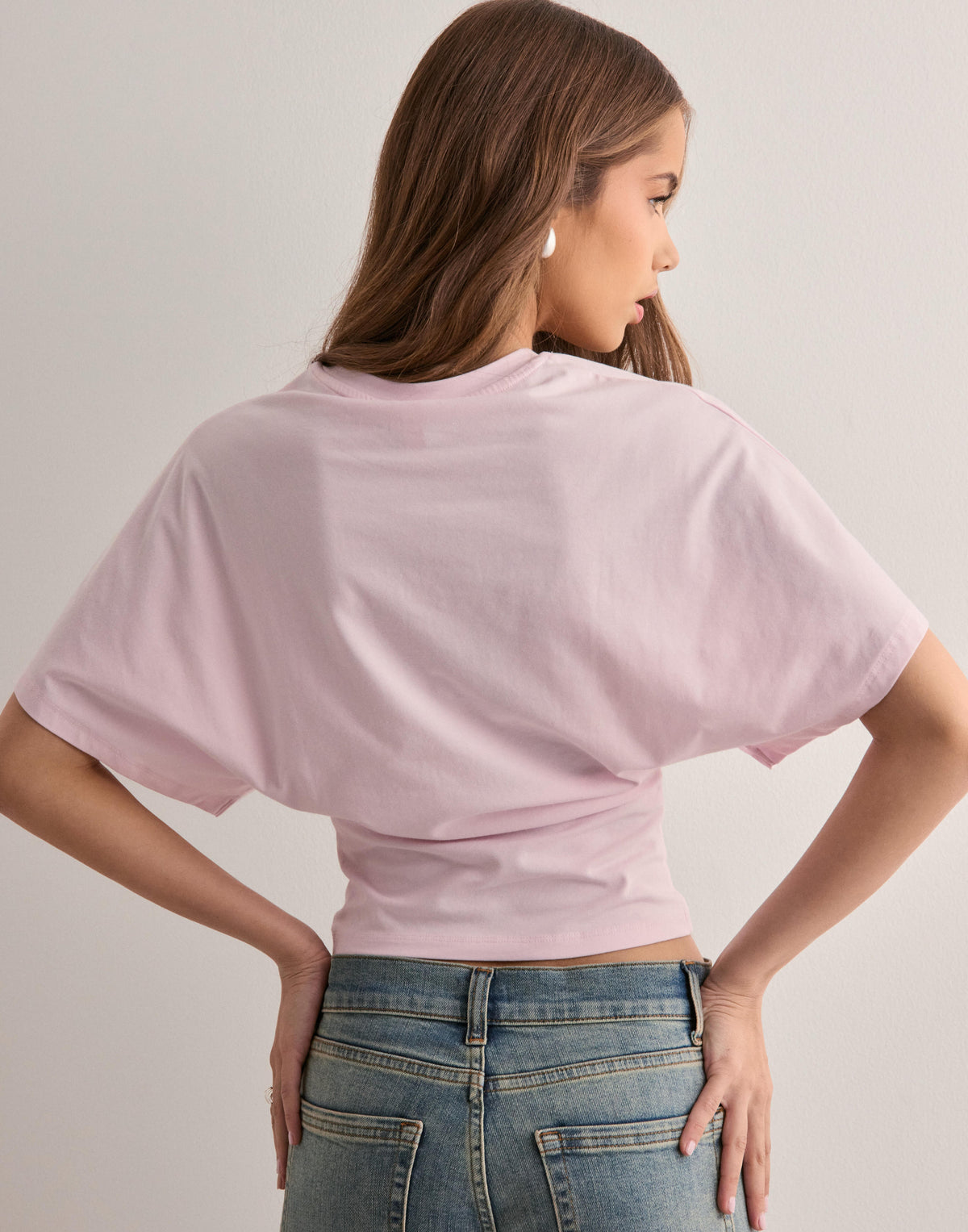 Seleyna - Wide Sleeve Icon Tee